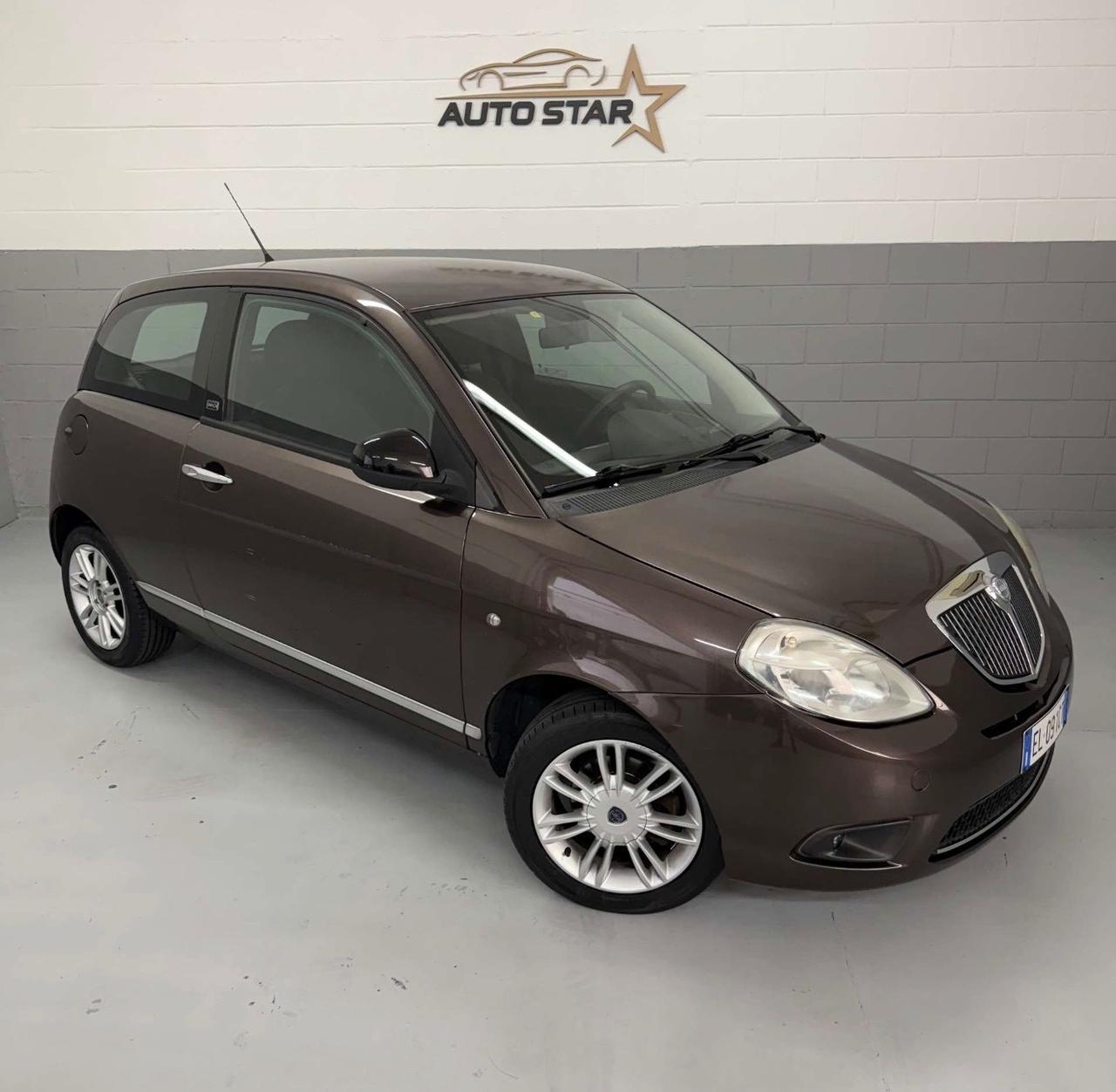 Lancia Ypsilon 1.2 69cv NEOPATENTATI EURO5B