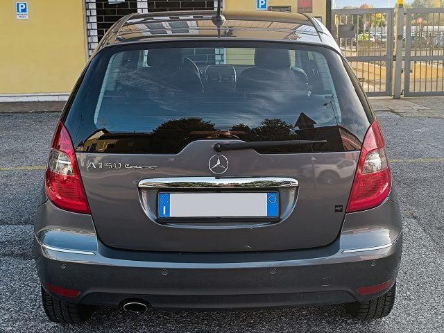 MERCEDES-BENZ A 150 BlueEFFICIENCY Coupé Elegance