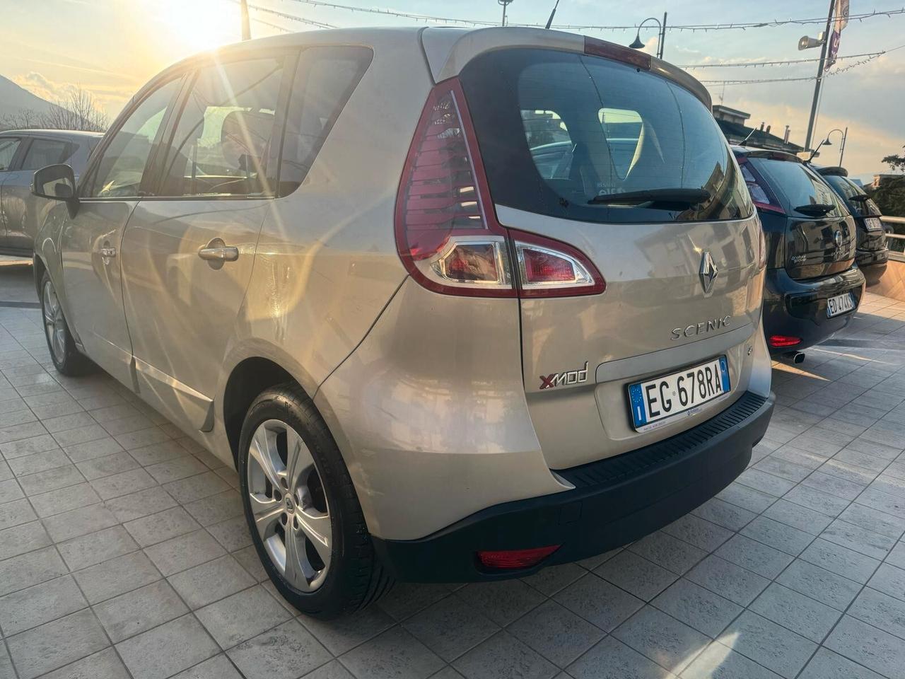 Renault Scenic Scénic X-Mod 1.5 dCi 110CV EDC Luxe