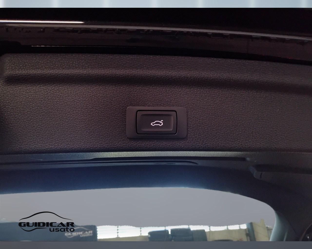 AUDI Q3 I 2019 Sportback - Q3 Sportback 35 2.0 tdi S line edition s-tronic