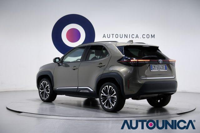 TOYOTA Yaris Cross 1.5 HYBRID E-CVT AWD-I 4x4 LOUNGE TETTO PANORAMA