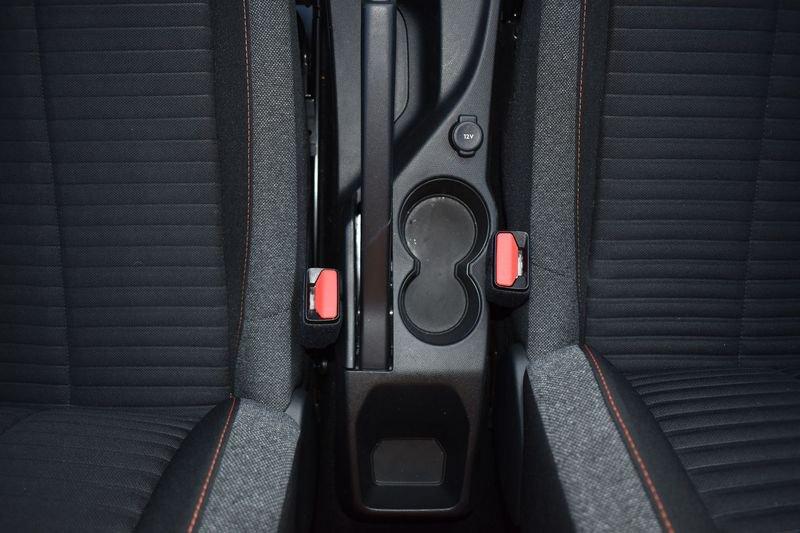 Peugeot 2008 2008 PureTech 130 S&S EAT8 Active Pack