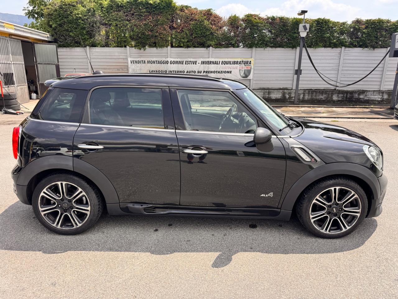Mini Cooper SD Countryman 2.0 ALL4 Automatica JHON WORKS