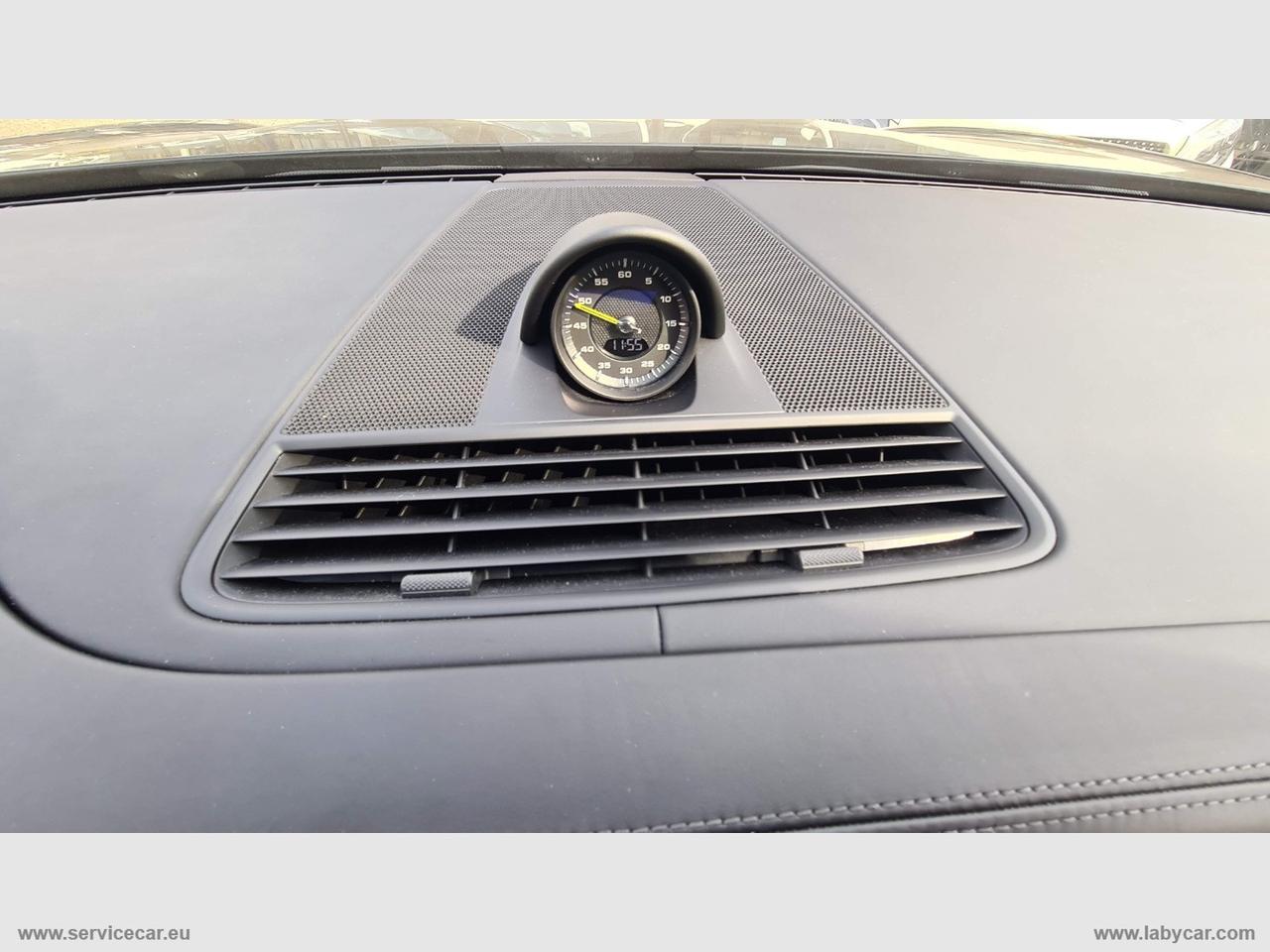 PORSCHE Panamera 4 E-Hybrid Sport Turismo