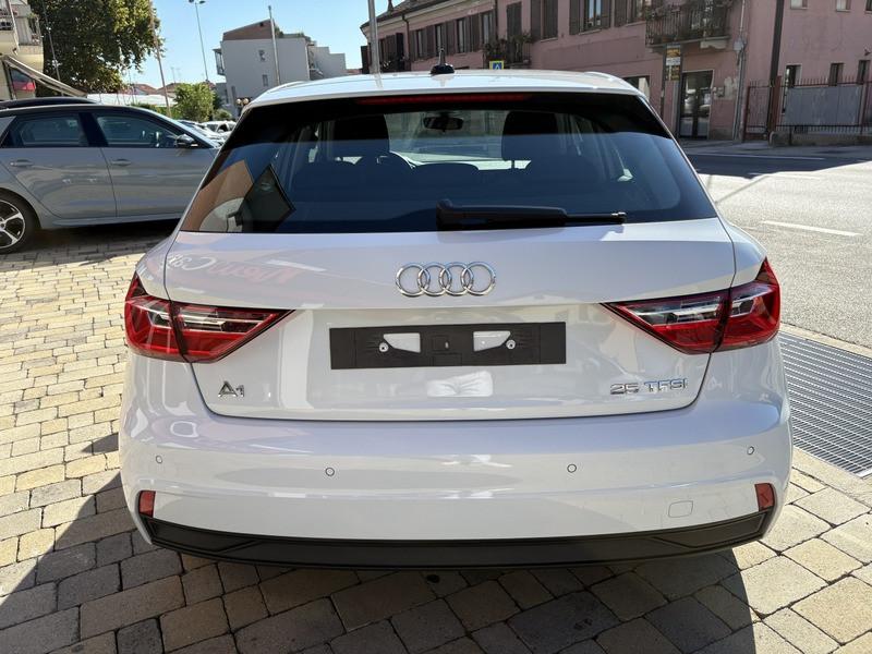 Audi A1 Sportback 25 1.0 tfsi s-tronic NAVI