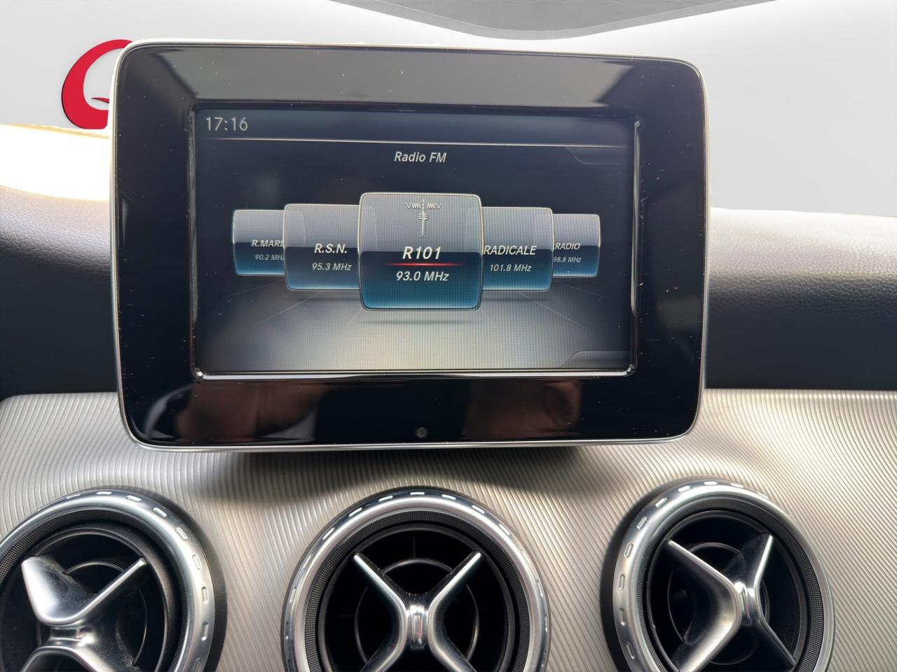 Mercedes-benz GLA 200d AUTOM/TETTO APRIBILE