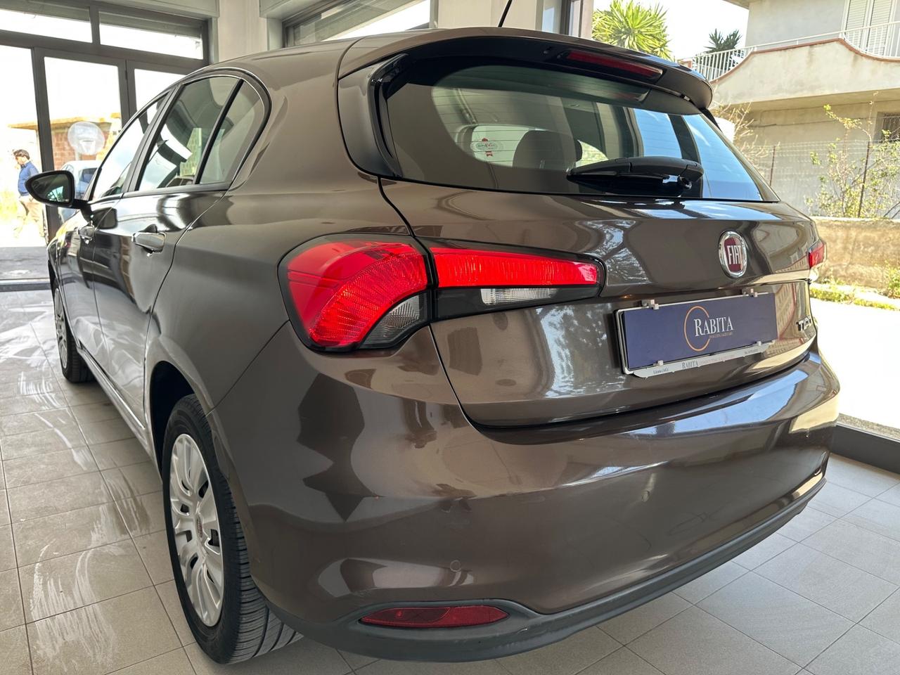 Fiat Tipo 1.6 Mjt S&S 5 porte Easy