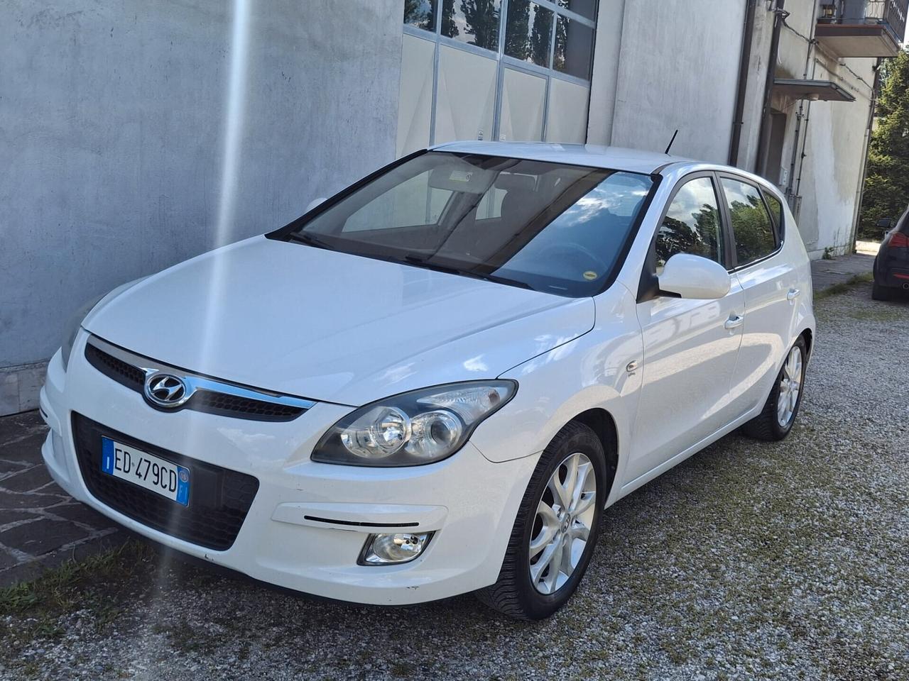 Hyundai i30 1.4 BlueDrive GPL Comfort