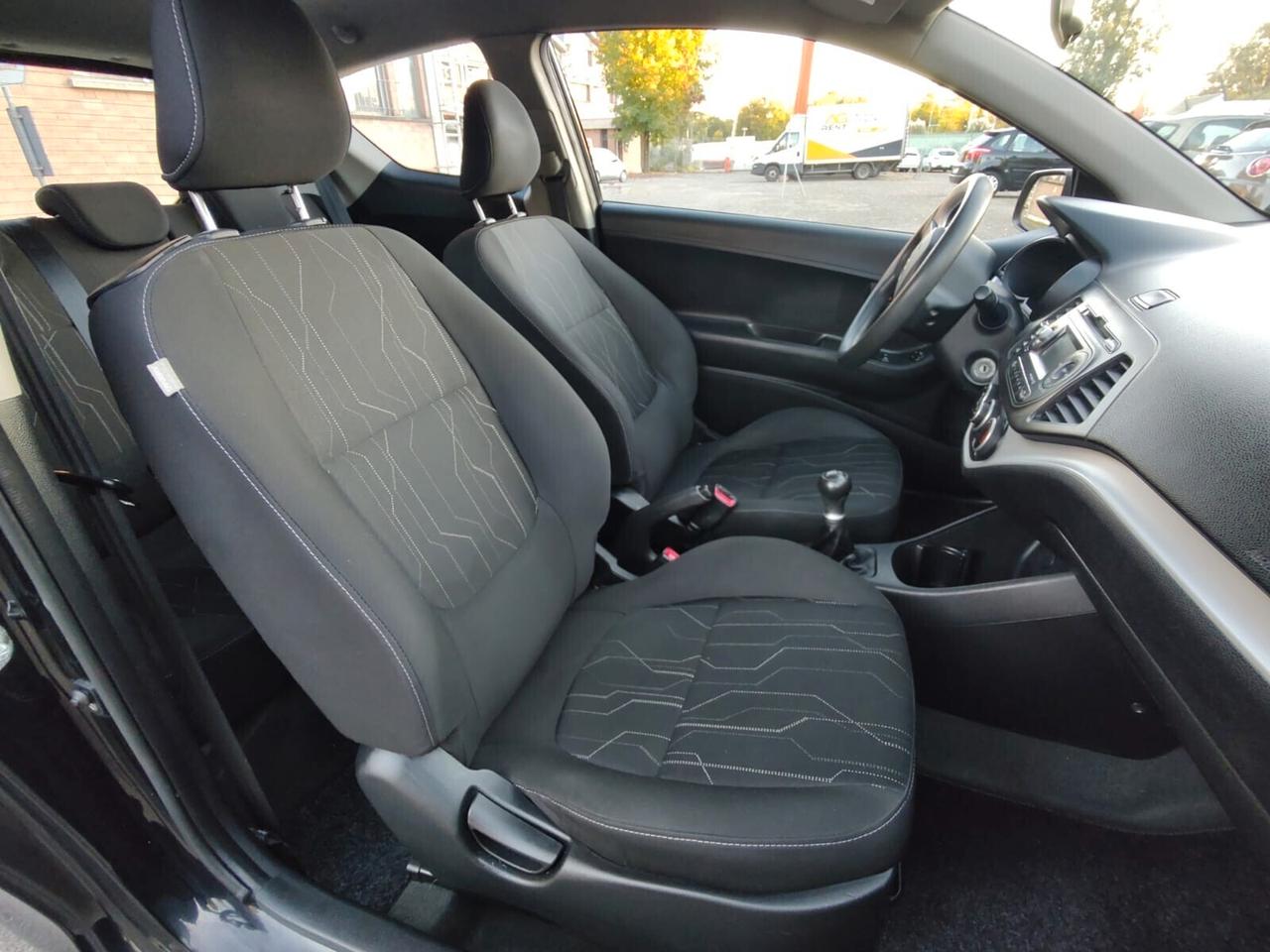 Kia Picanto 1.0 12V 3 porte Urban, FRIZIONE NUOVA, VEICOLO EURO 5A, OK NEOPATENTATI, GARANZIA L.12 MESI