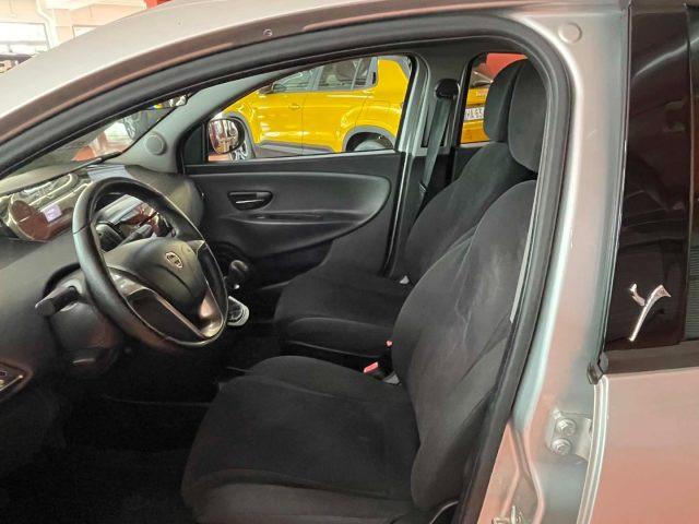 LANCIA Ypsilon 1.2 69 CV 5 porte Gold