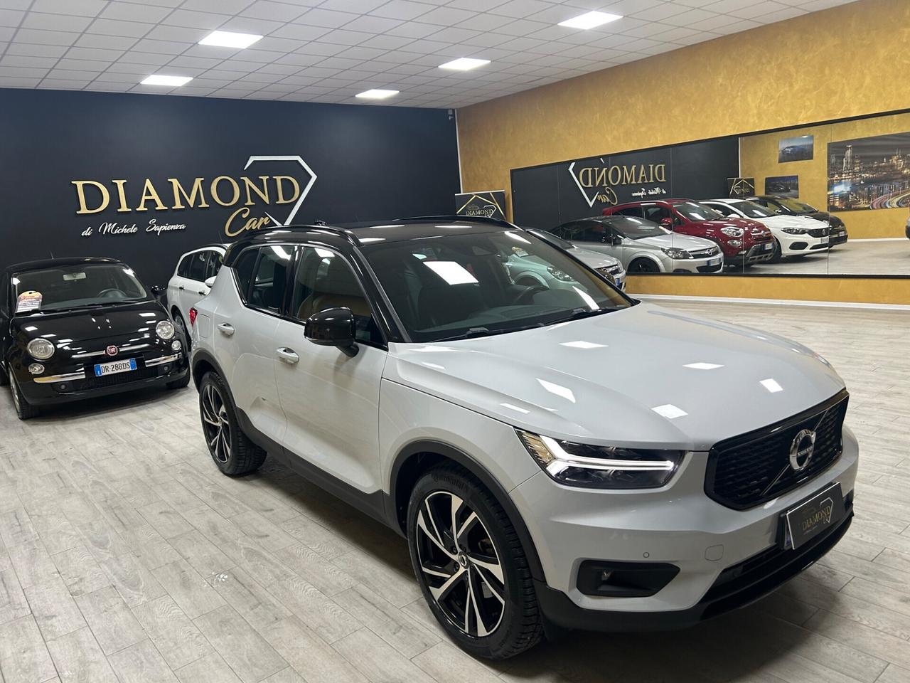 VOLVO XC40 2.0d R-design “AUT/NAV/PELLE/RETR”-2020