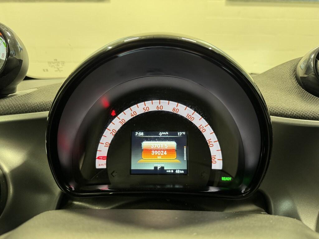 Smart fortwo EQ Pulse