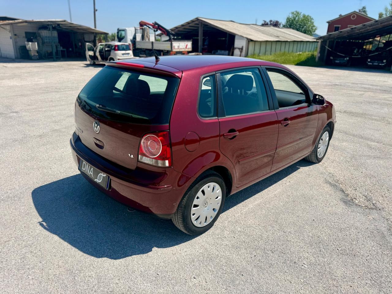 Volkswagen Polo 1.4 benzina GPL neopatentati