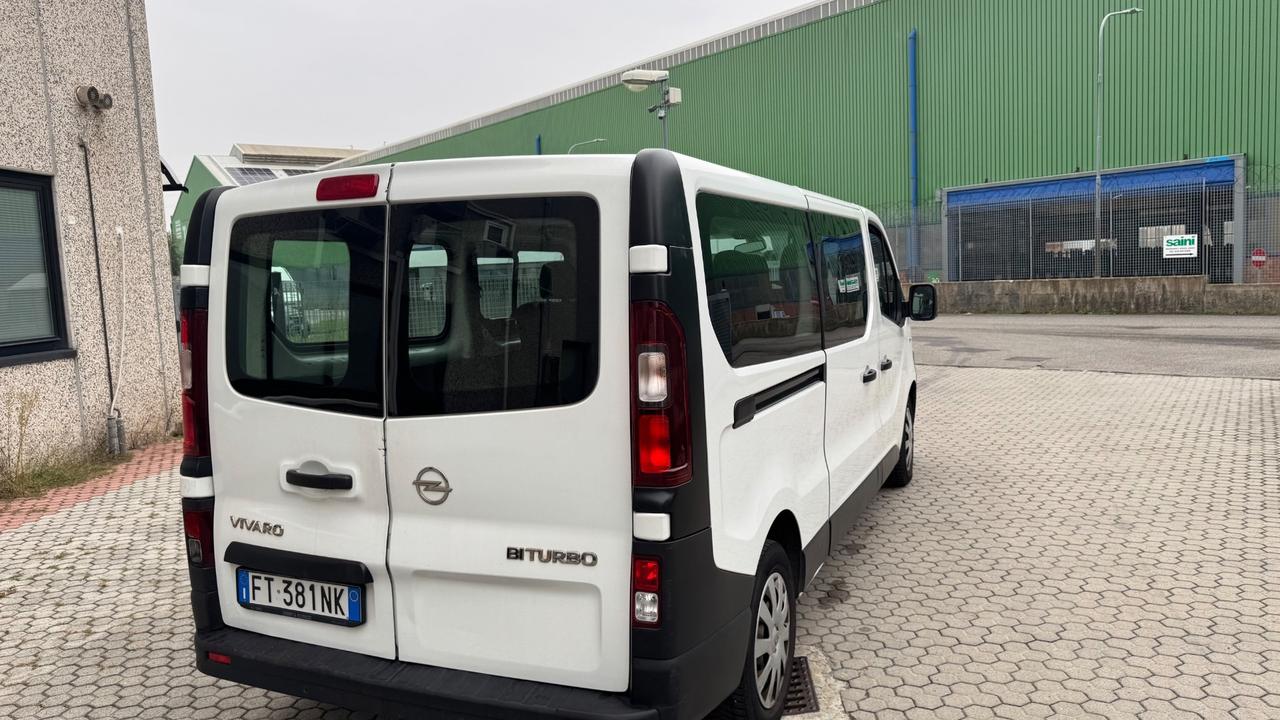 OPEL VIVARO 1.6 Biturbu 125CV 6 POSTI PASSO LUNGO