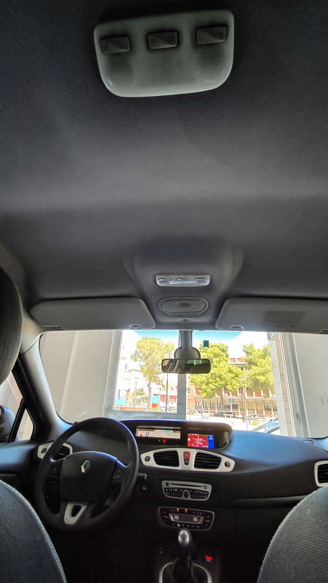 Renault Scenic Scénic X-Mod 1.5 dCi 110CV Luxe