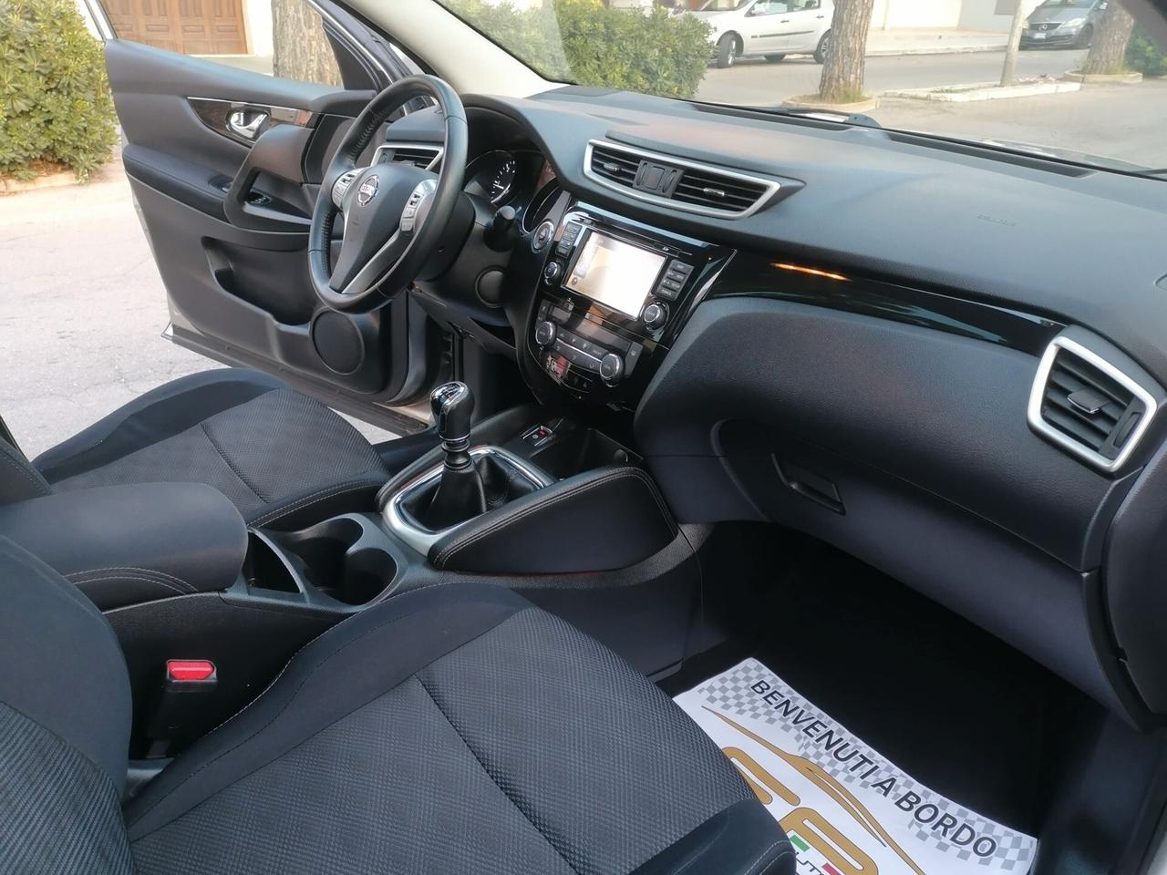 Nissan Qashqai 1.5 dCi NAVI CAMERE360 TETTO - 2016