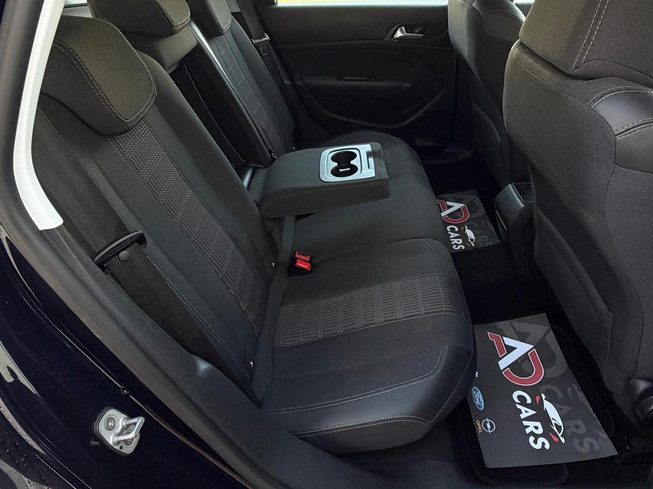 Peugeot 308 BlueHDi 130 S&S SW Allure