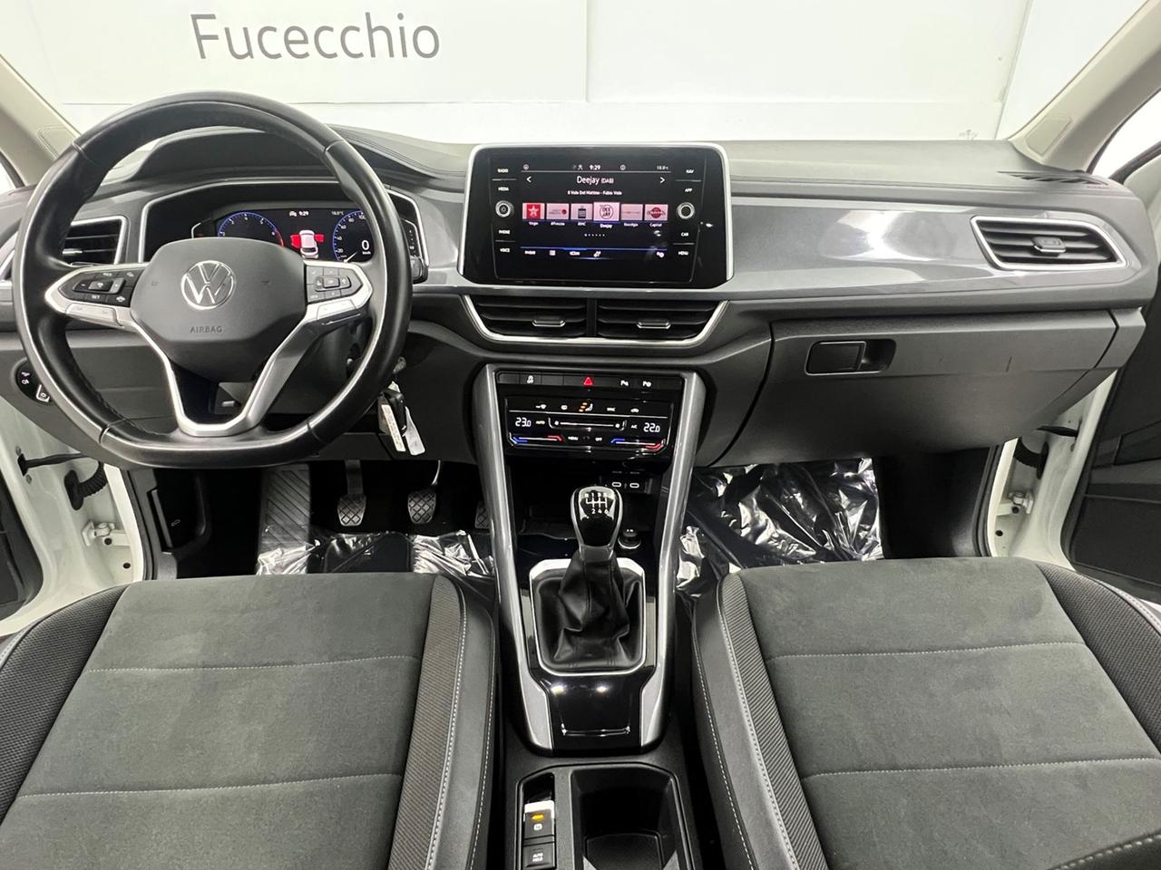 VOLKSWAGEN T-Roc 2022 T-Roc 1.0 tsi Style 110cv