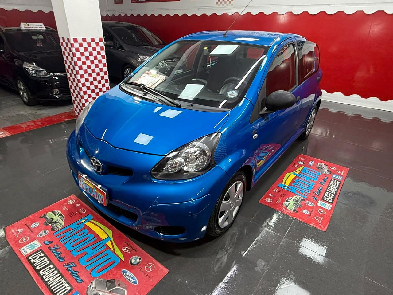 Toyota Aygo 1.0 68cv 5 porte - 2011