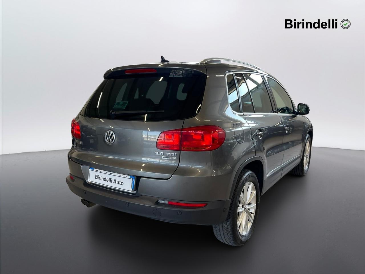 VOLKSWAGEN Tiguan 1ª serie - Tiguan 2.0 TDI 110 CV Sport & Style BlueMotion Technology