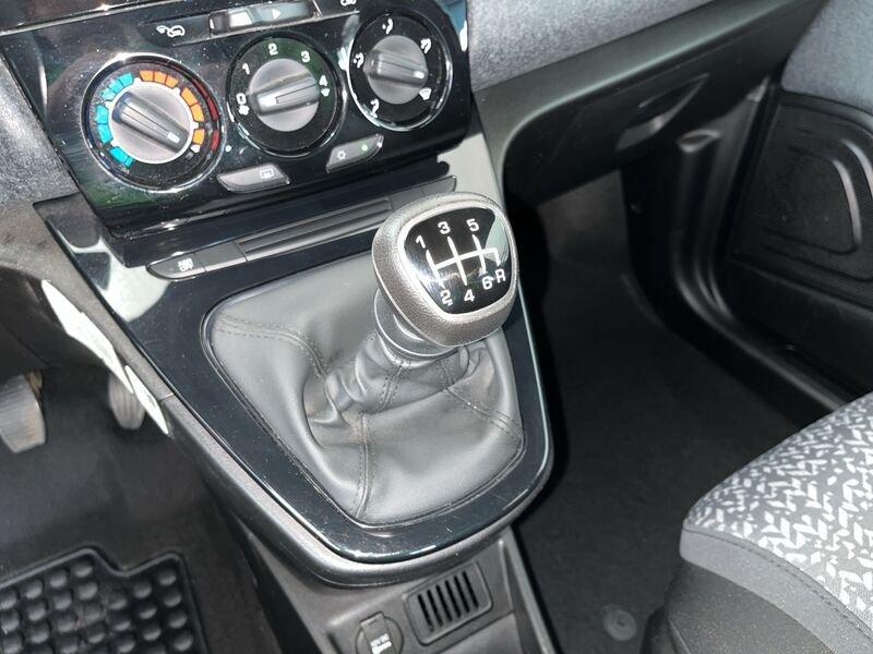 Lancia Ypsilon III 2015 1.0 firefly hybrid Silver s&s 70cv