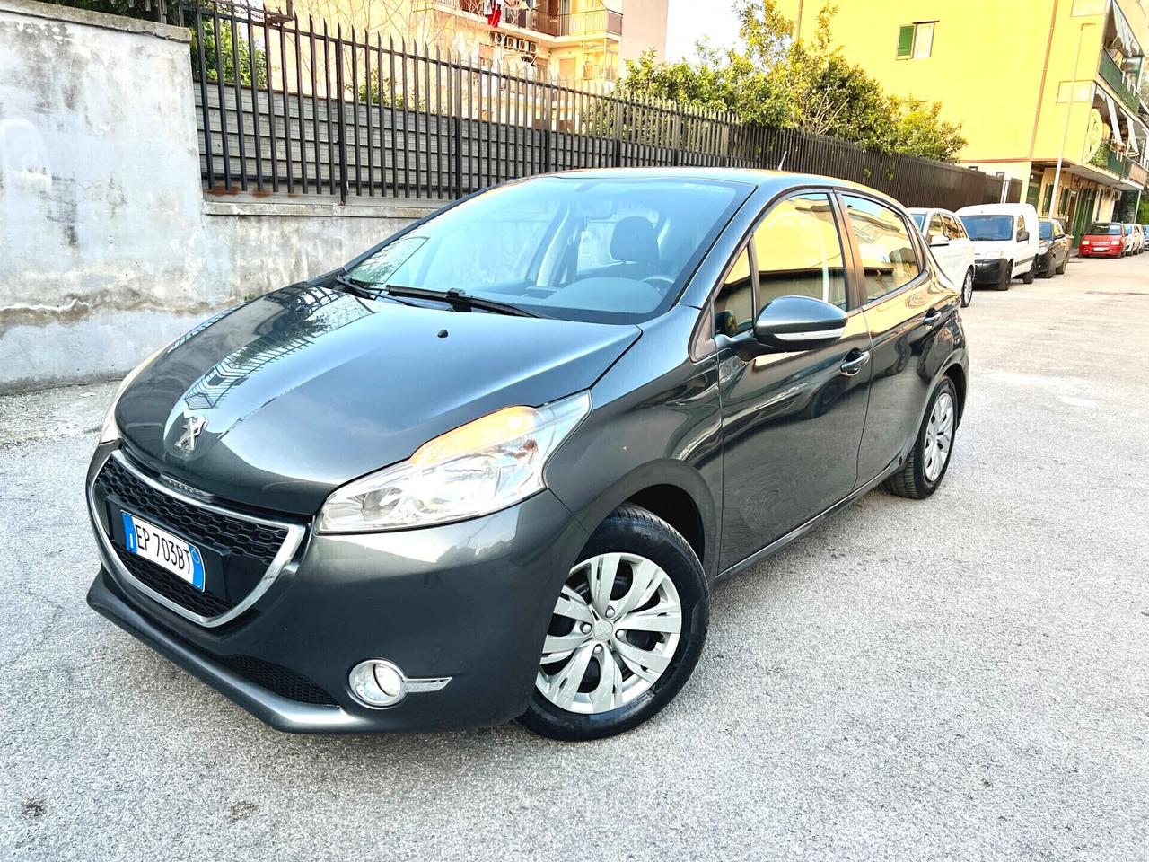 Peugeot 208 1.2 VTi 82 CV 5 porte Allure