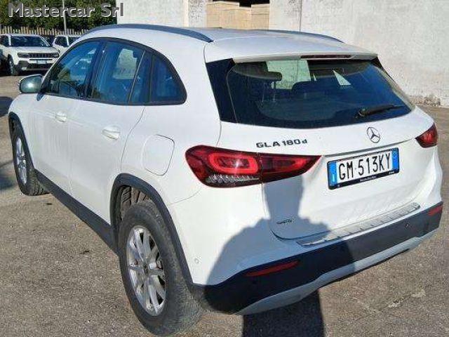 MERCEDES-BENZ GLA 180 GLA 180D Business Extra auto TG : GM513KY