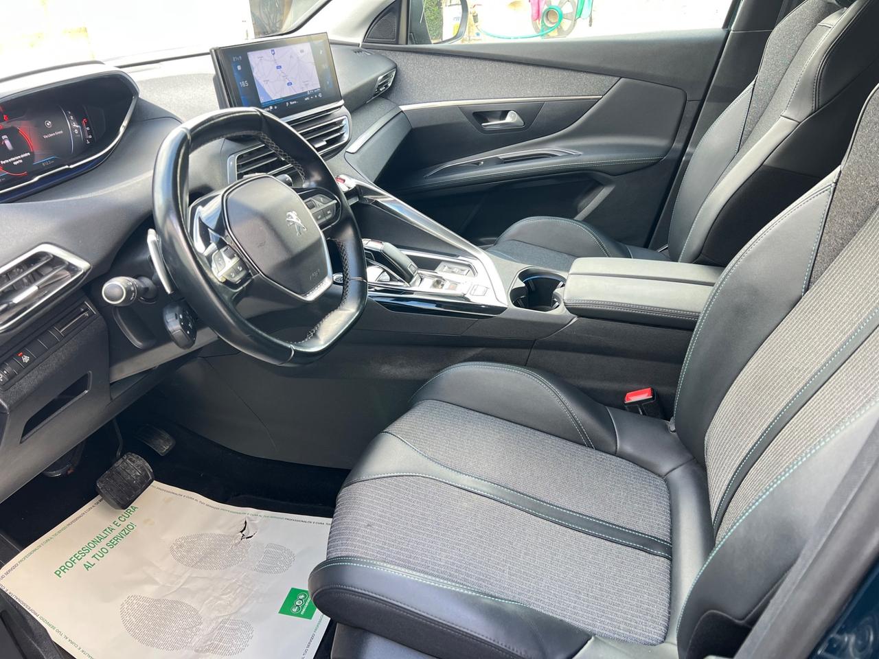 Peugeot 3008 HDi 130 EAT8 Allure Pack