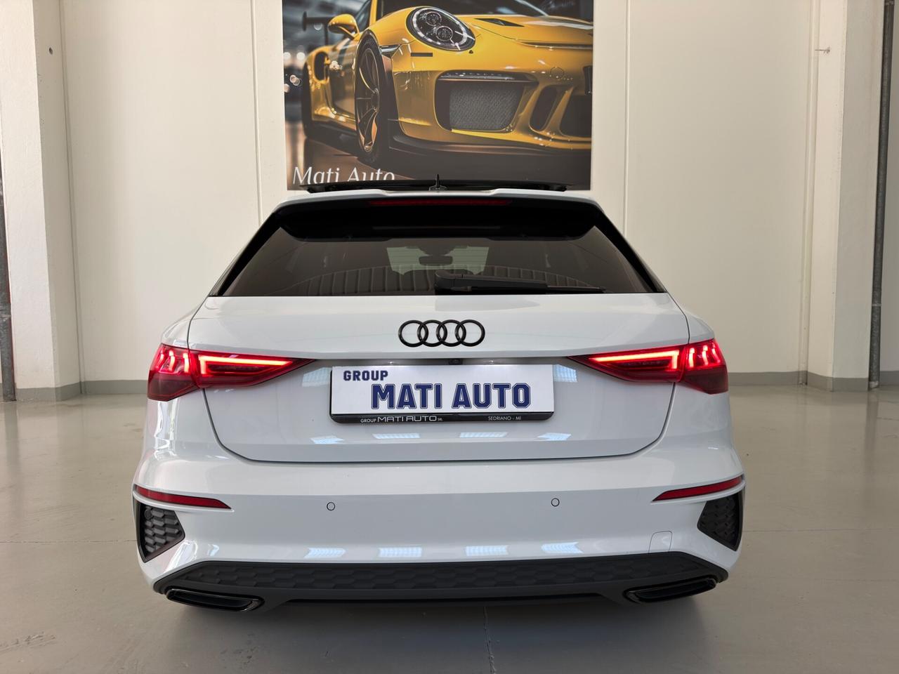 Audi A3 SPB 35 TDI S tronic line edition Identity Black