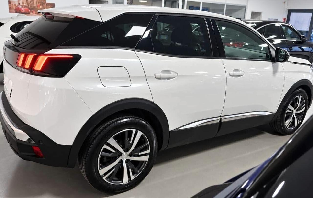 Peugeot 3008 130cv EAT8 Allure pack