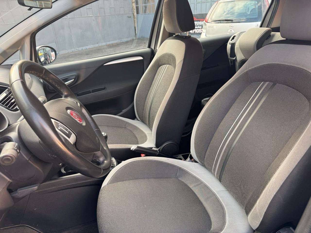 Fiat punto benzina neo patentati