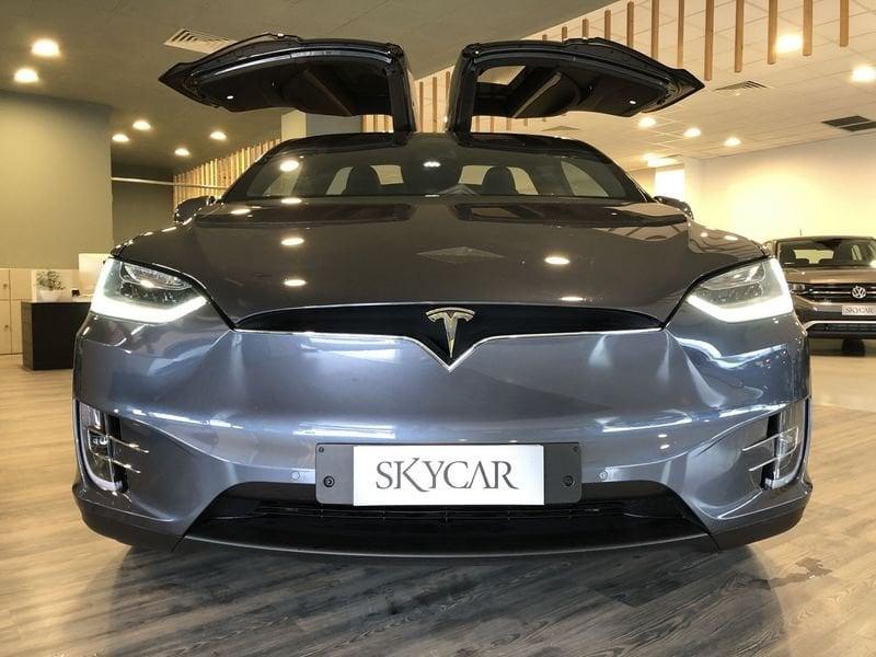 Tesla Model X Long Range AWD Raven 7 Posti Gancio traino