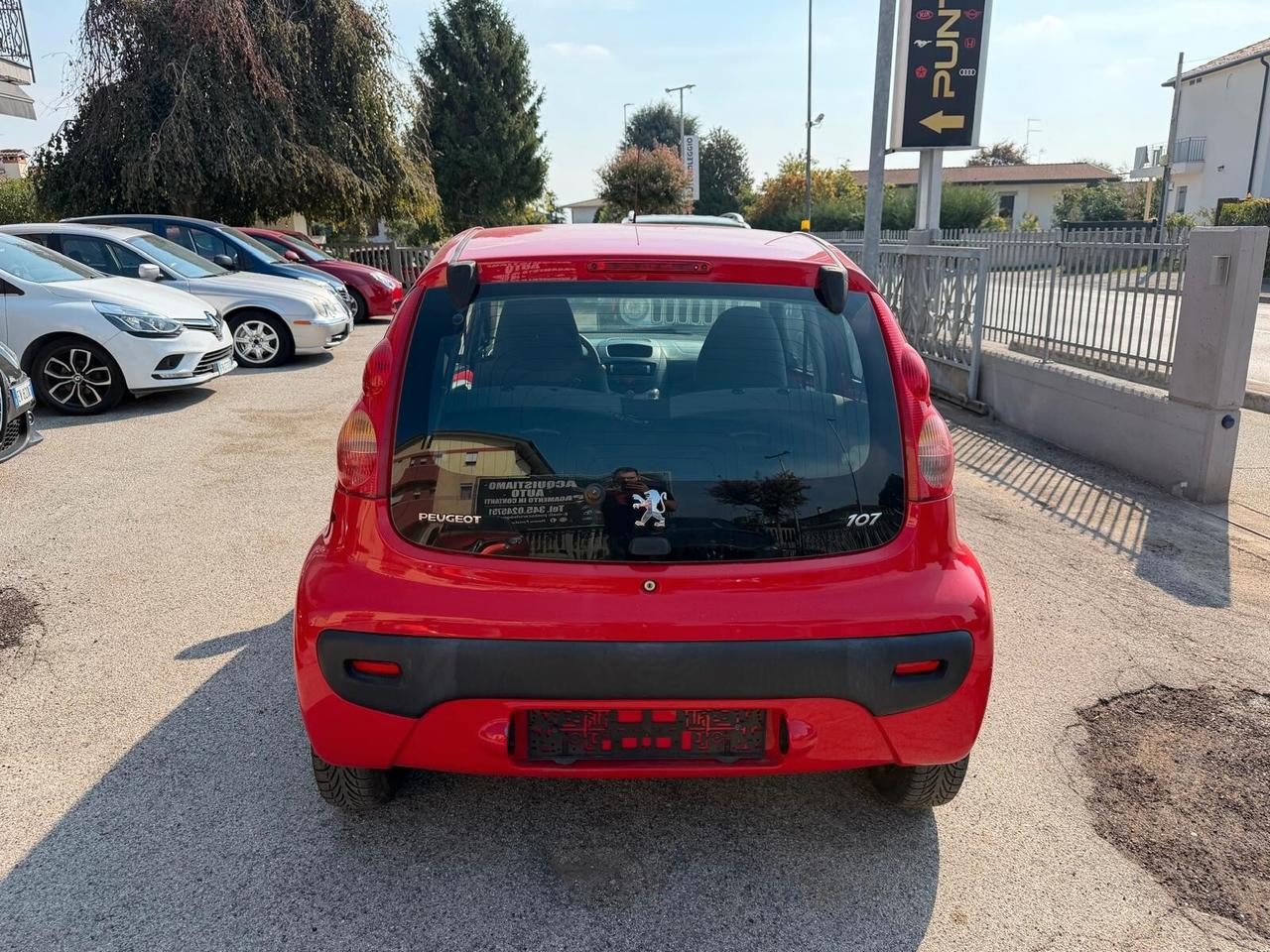 Peugeot 107 1.0 68CV 5p. Desir