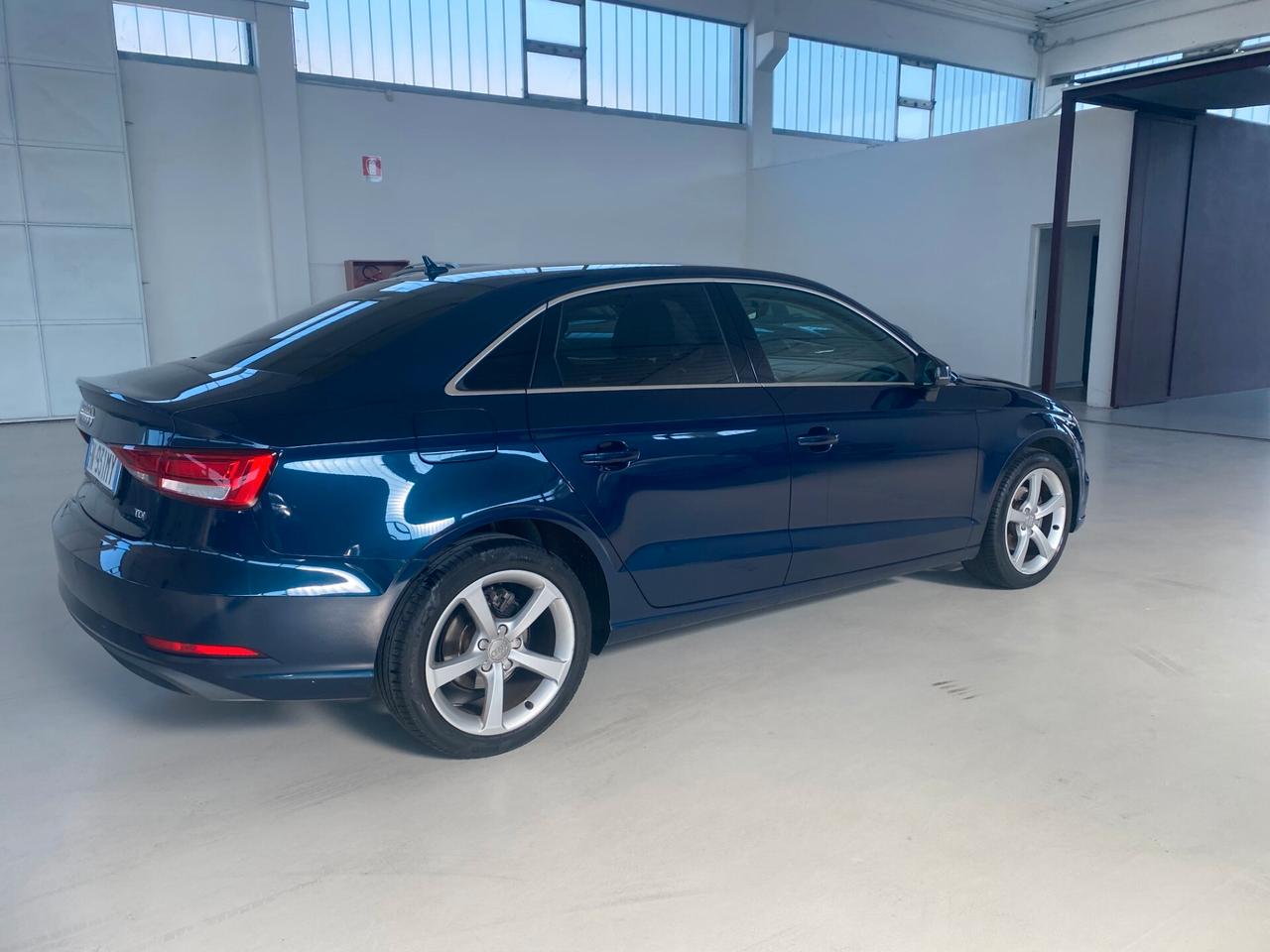 Audi A3 1.6 TDI 116 CV Business