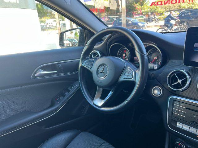 MERCEDES-BENZ GLA 200 GLA 200 d Automatic Sport
