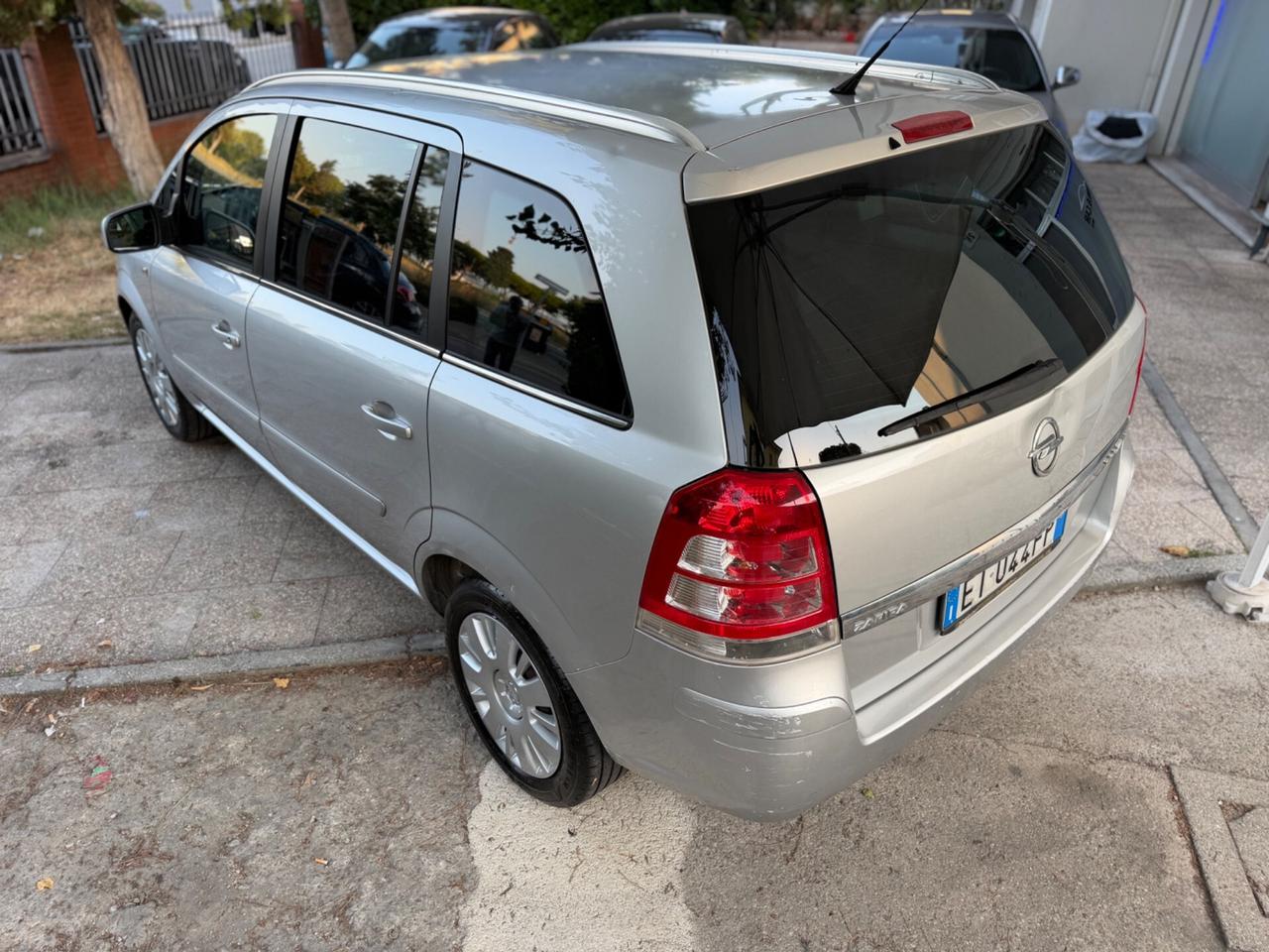 Opel Zafira 1.6 16V ecoM 150CV Turbo One