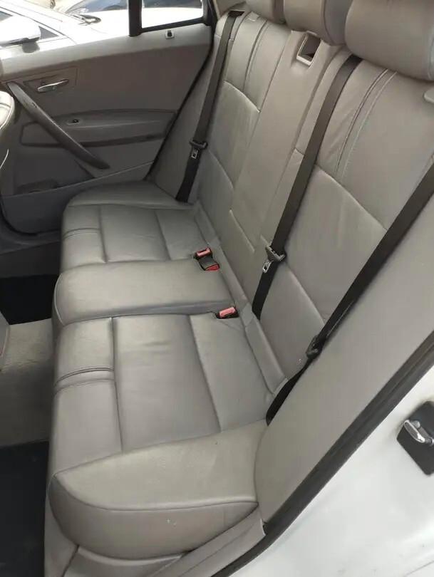 Bmw X3 2.0d cat Futura