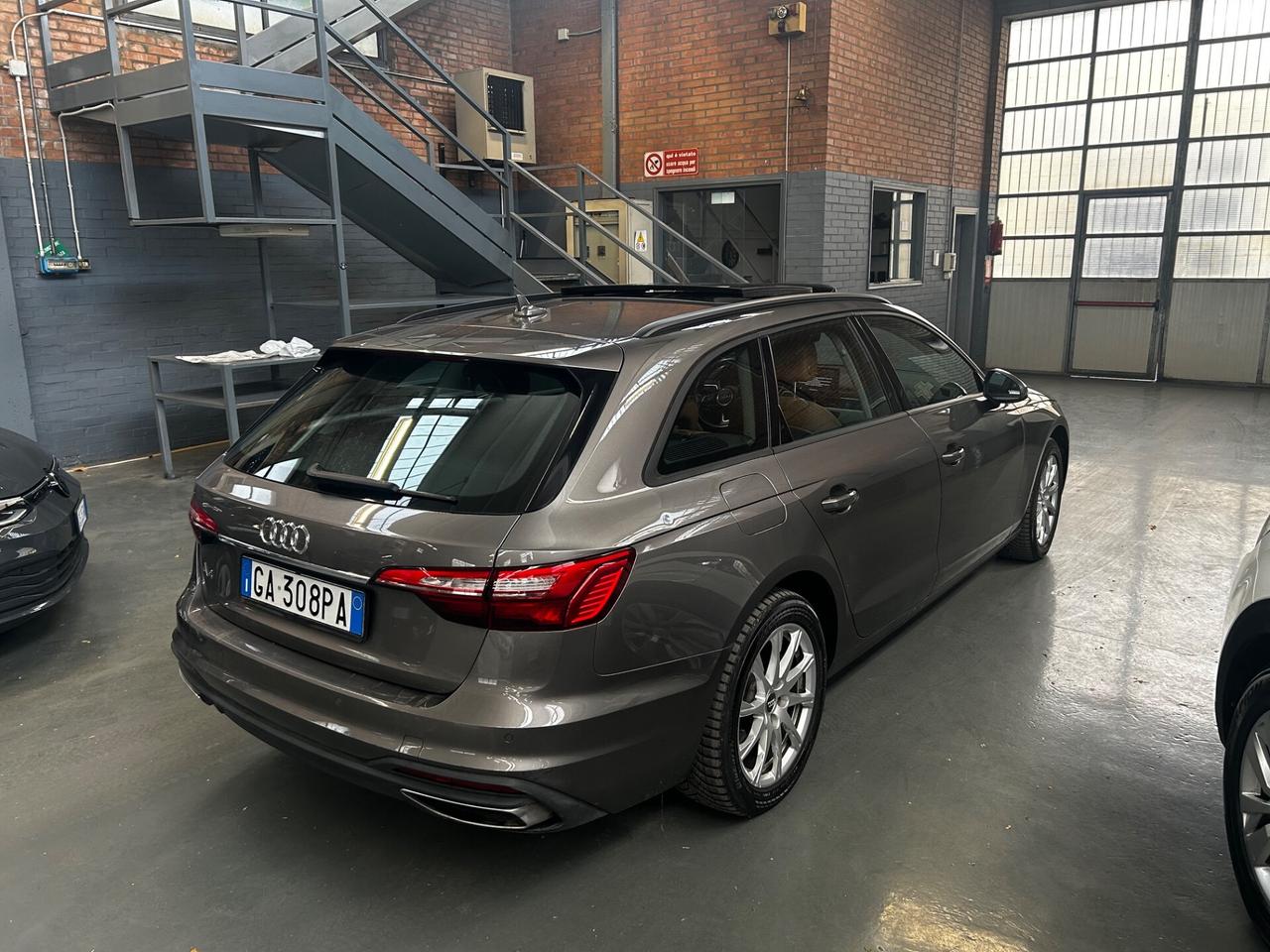 Audi A4 Avant 40 TDI S tronic Sport tetto panoramico