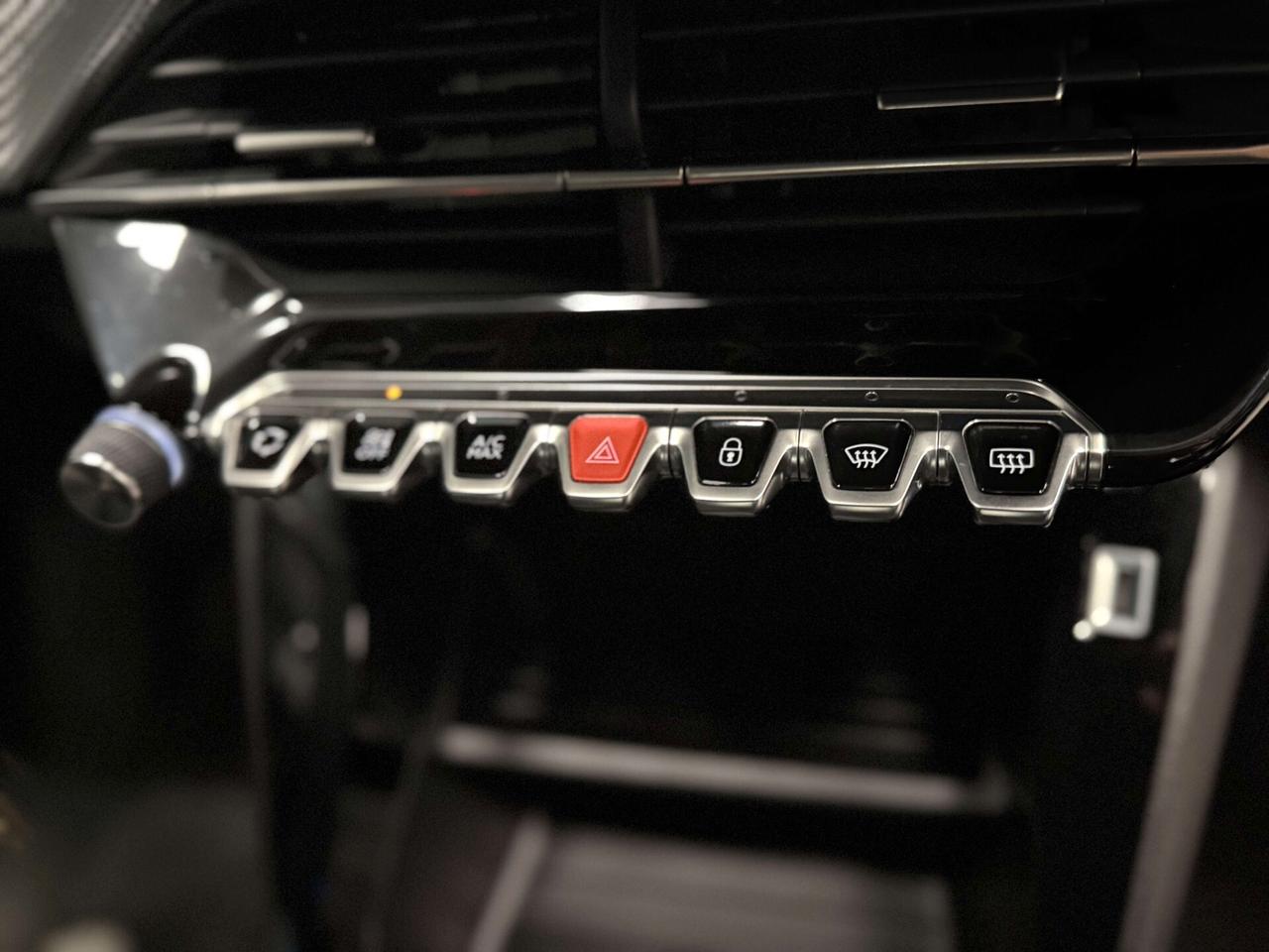 Peugeot 208 Active PureTech 75 S/S Hatchback 5-door