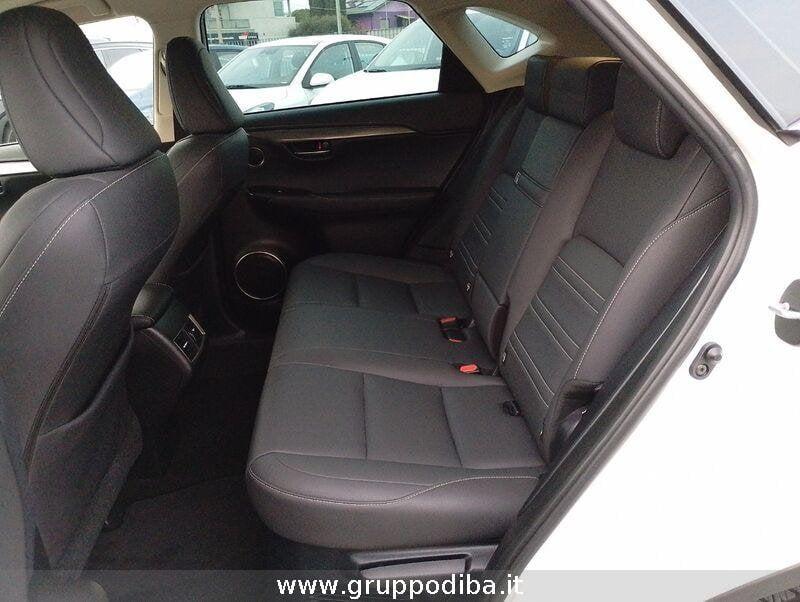 Lexus NX I 2018 300h 2.5 Luxury 4wd cvt