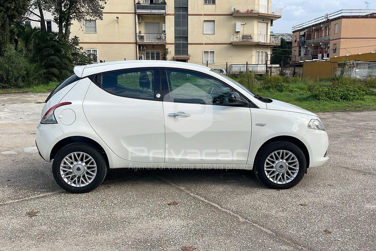 LANCIA Ypsilon 0.9 TwinAir 85 CV 5 porte Metano Ecochic Gold