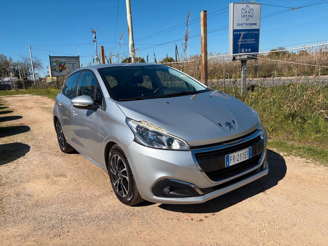 PEUGEOT 208 1.6 BLUEHDI 75CV ANNO 2018 ADATTA NEOPATENTATI