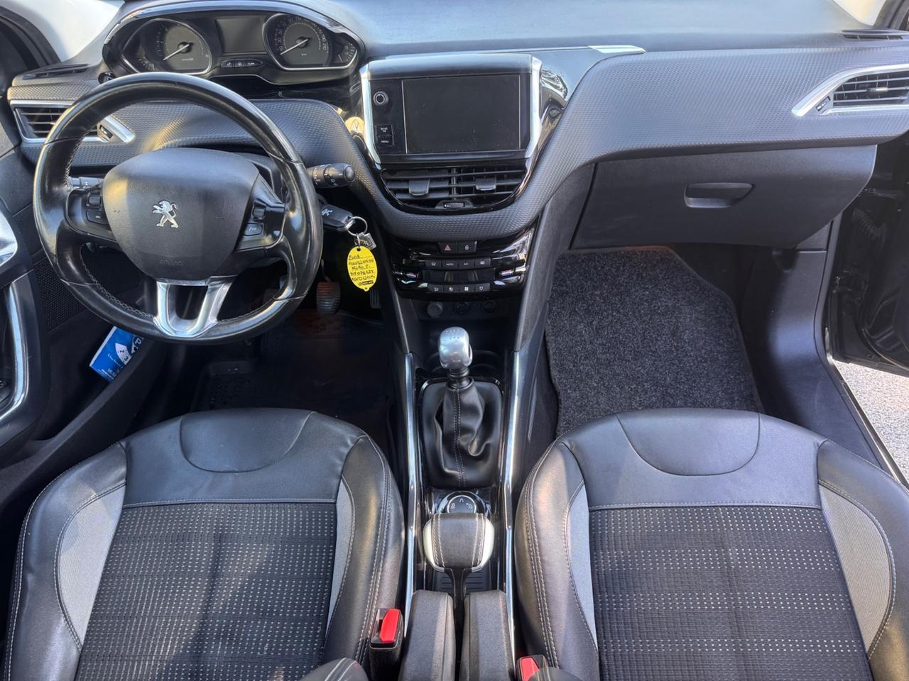 Peugeot 2008 1.6 e-HDi 115 CV neopaten garanzia 12 m