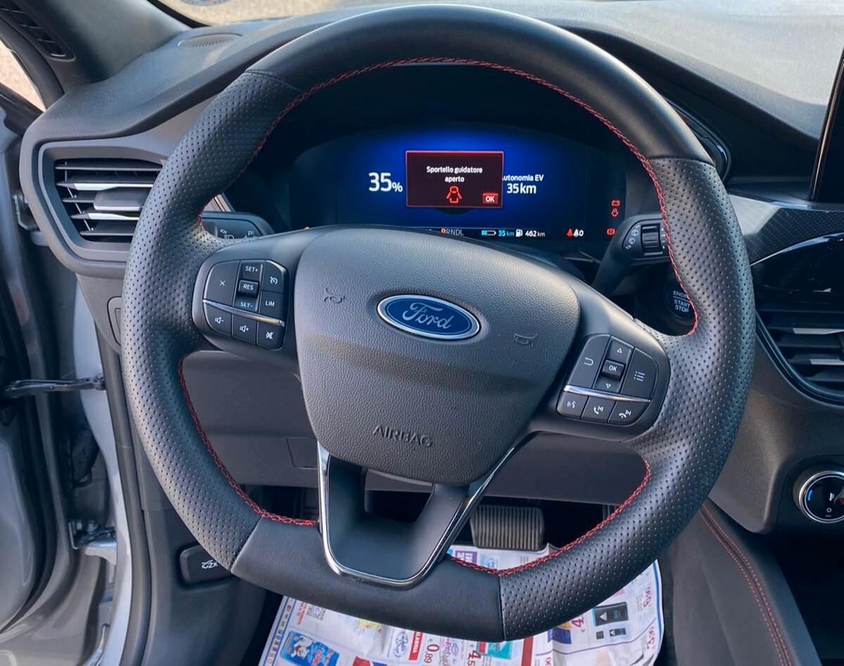 Ford Kuga St line