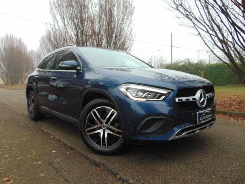 MERCEDES GLA (H247) GLA 200 Automatic ...