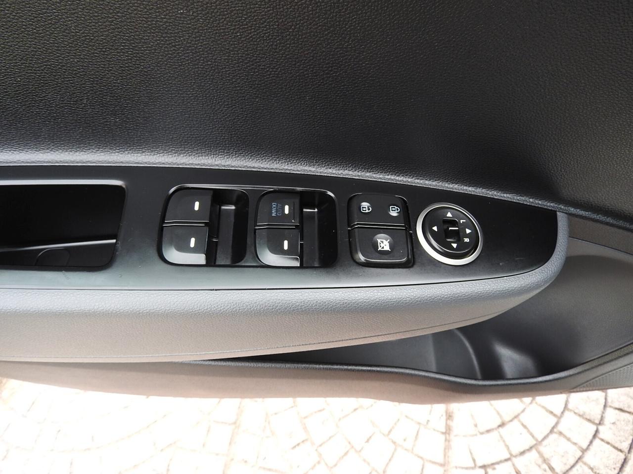 Hyundai i10 1.0 MPI Style solo 49000km