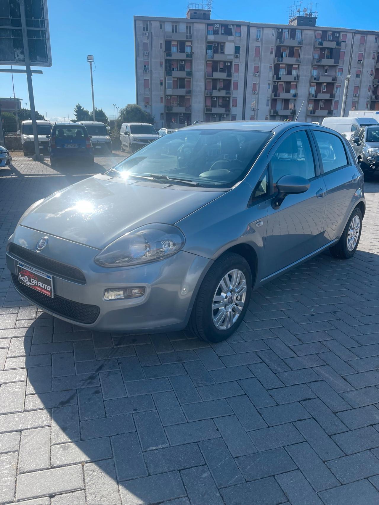 Fiat Punto 1.3 MJT II 75 CV 5 porte Virgin Radio