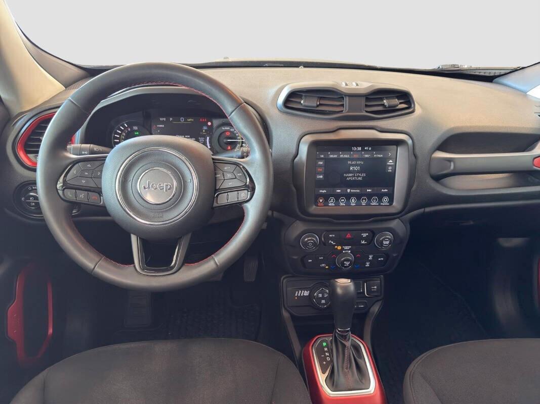 Jeep Renegade 1.3 T4 240CV PHEV 4xe AT6 Trailhawk