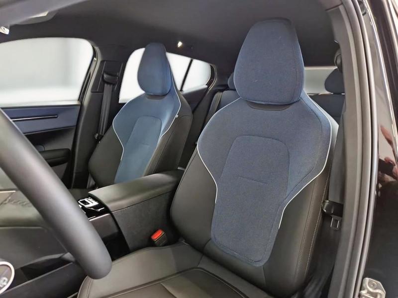 VOLVO EX30 SINGLE MOTOR CORE SUV