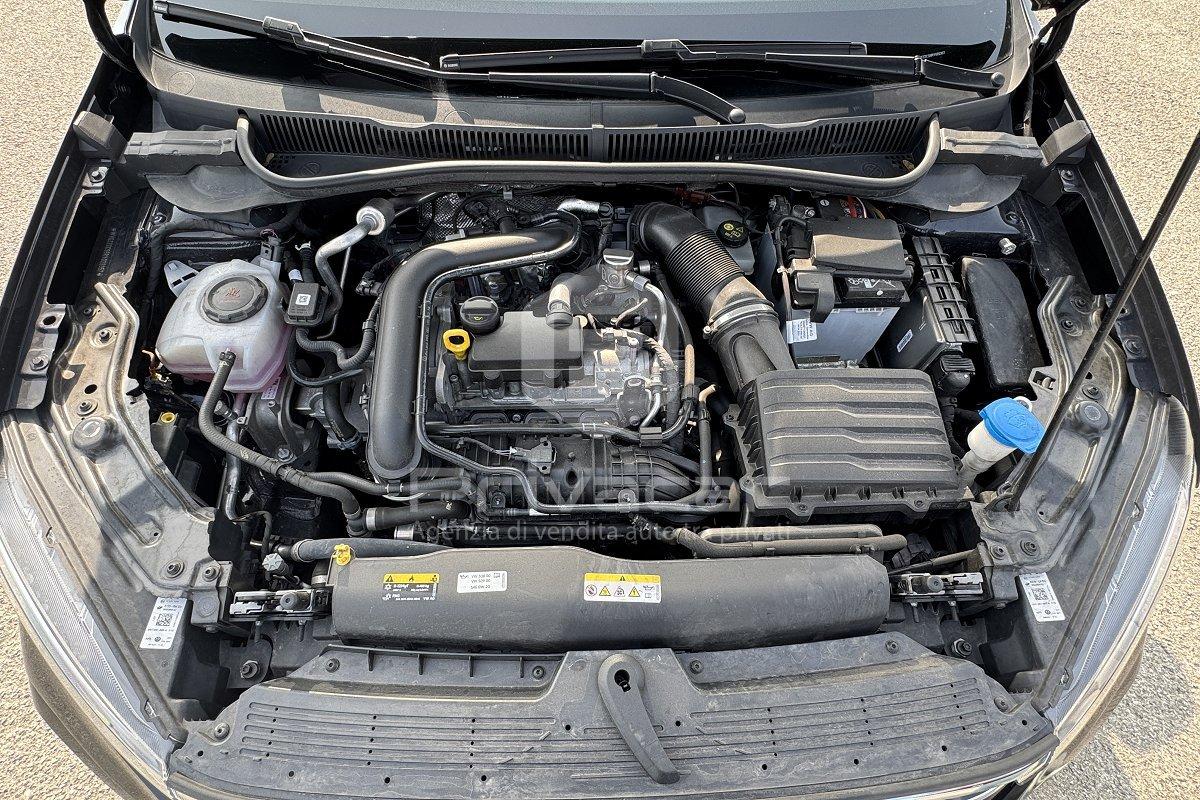 VOLKSWAGEN Taigo 1.0 TSI 110 CV R-Line